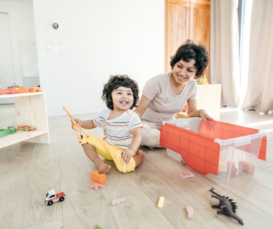 Room Cleaning Games happy child